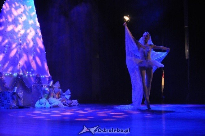 Godziny dla Rodziny: Widowisko baletowe Dziadek do orzechów [18.XII.2011] - zdjęcie #26 - eOstroleka.pl