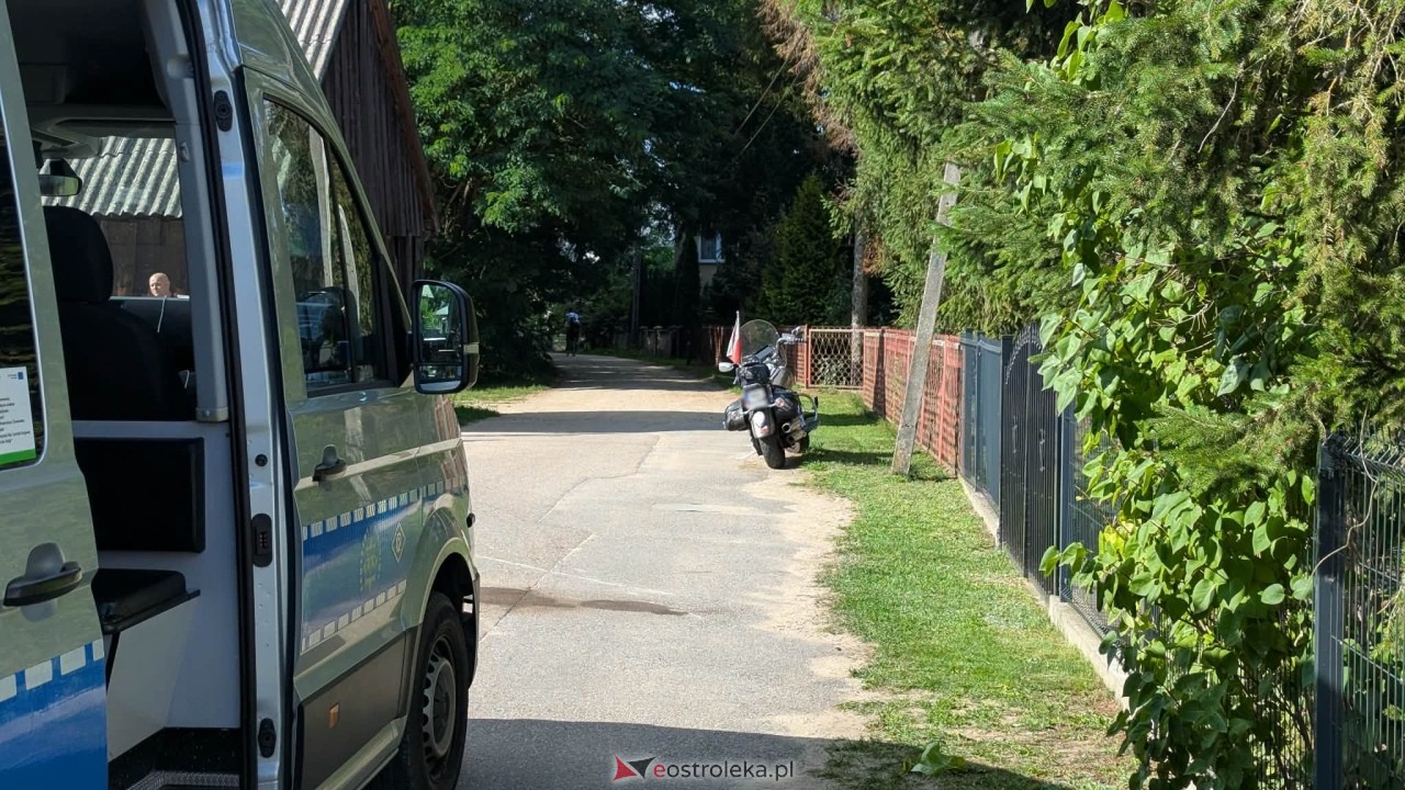 Wypadek z udziałem motocyklisty i auta osobowego w Grabowie [08.08.2026] - zdjęcie #7 - eOstroleka.pl
