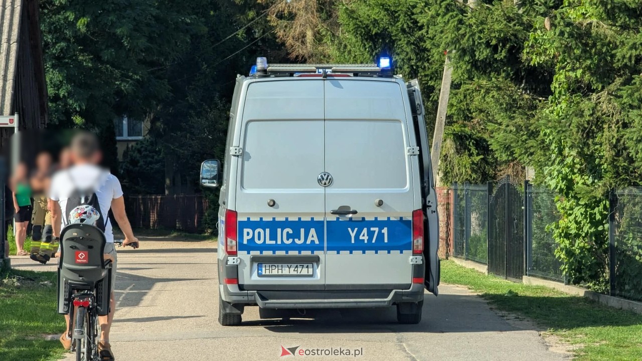 Wypadek z udziałem motocyklisty i auta osobowego w Grabowie [08.08.2026] - zdjęcie #1 - eOstroleka.pl