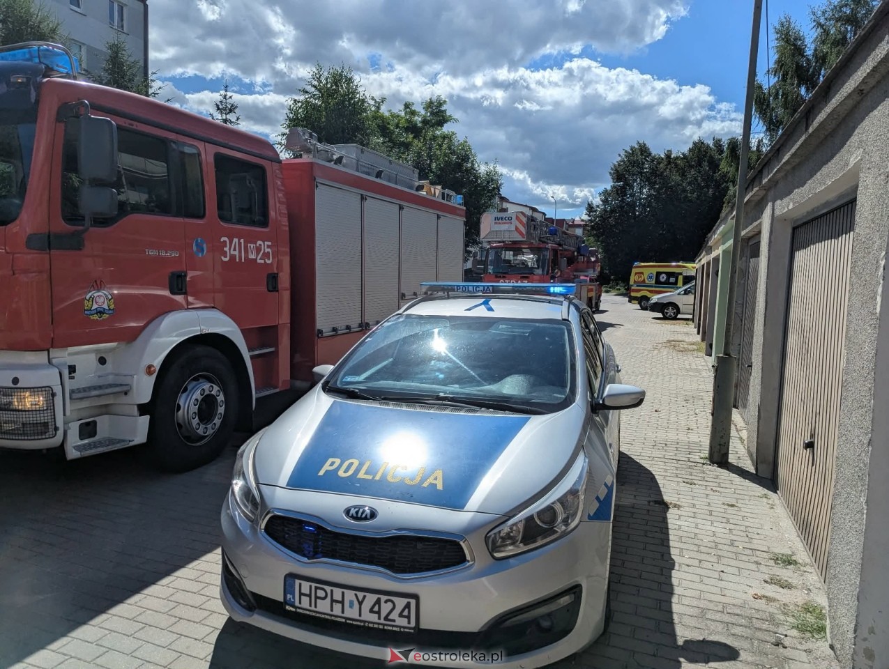 Akcja gaśnicza przy Goworowskiej w Ostrołęce [12.08.2026] - zdjęcie #23 - eOstroleka.pl