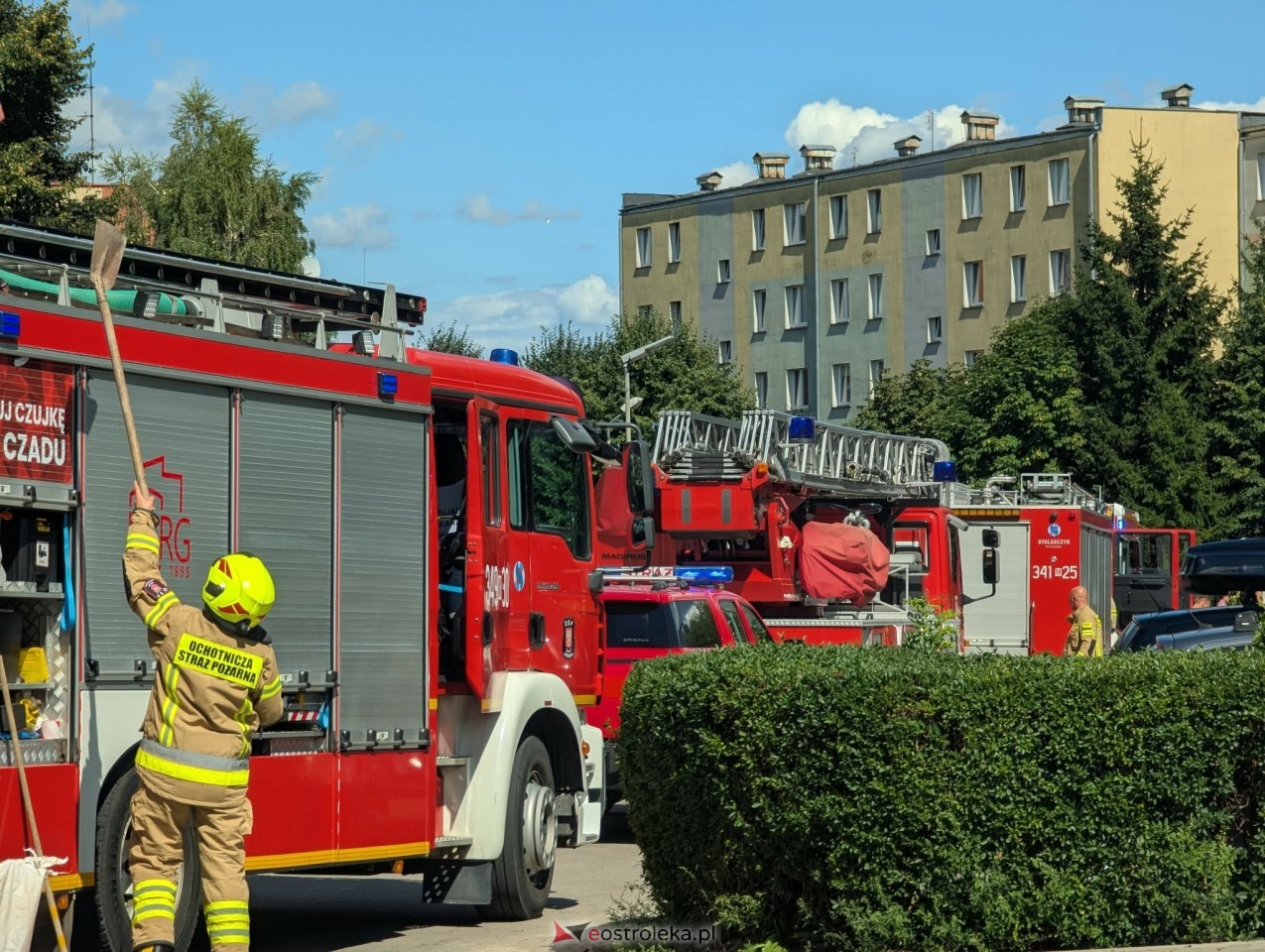 Akcja gaśnicza przy Goworowskiej w Ostrołęce [12.08.2026] - zdjęcie #21 - eOstroleka.pl