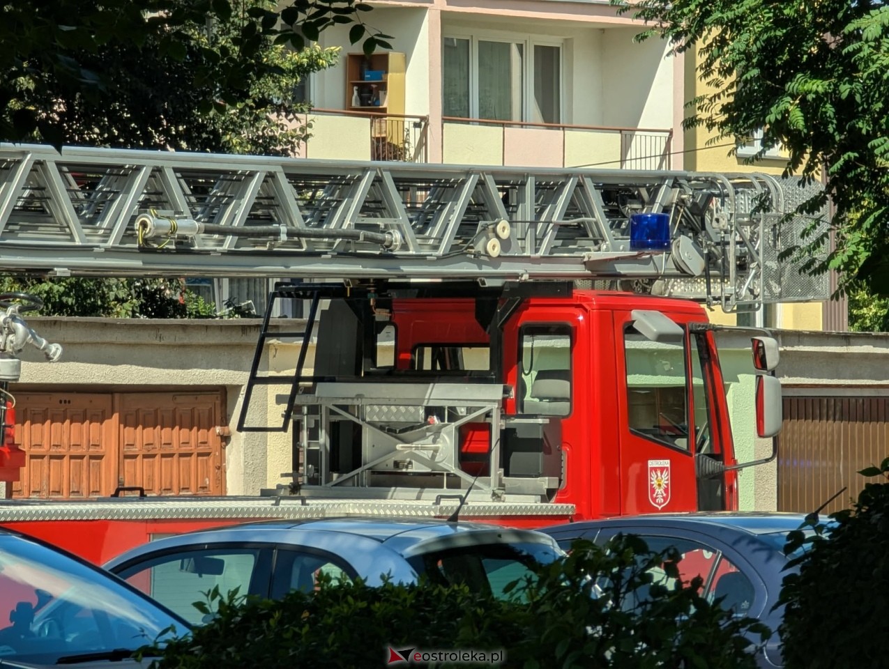 Akcja gaśnicza przy Goworowskiej w Ostrołęce [12.08.2026] - zdjęcie #12 - eOstroleka.pl