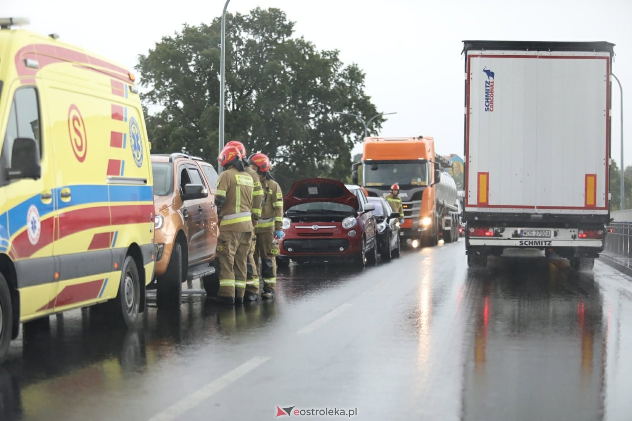 Wypadek na moście w Ostrołęce [18.08.2026] - zdjęcie #10 - eOstroleka.pl