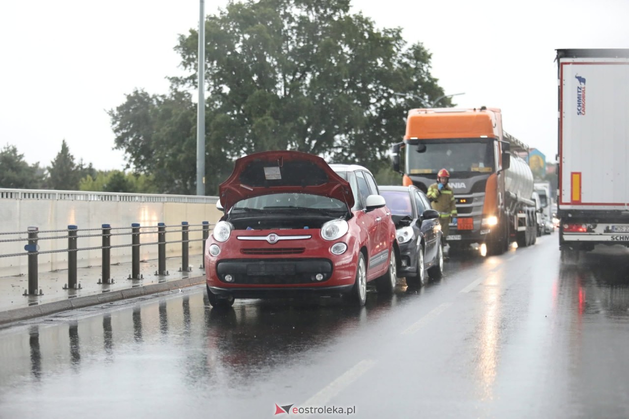 Wypadek na moście w Ostrołęce [18.08.2026] - zdjęcie #8 - eOstroleka.pl