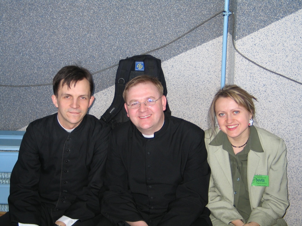 I Ostrołęckie Spotkania Charyzmatyczne - 2004 rok - zdjęcie #18 - eOstroleka.pl