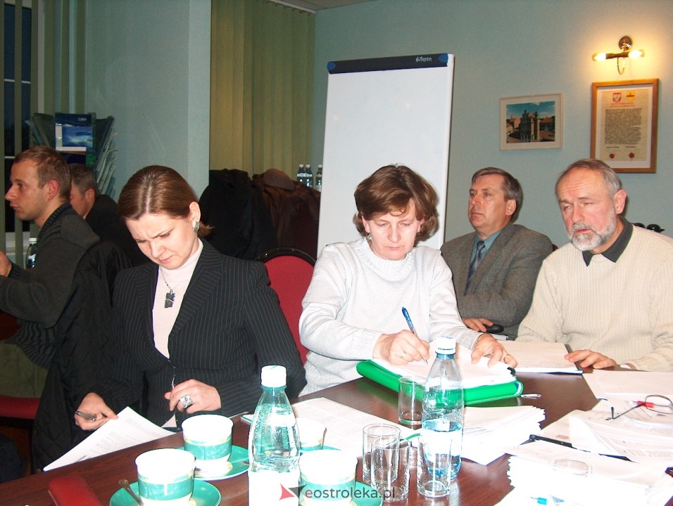 Komisje rady miejskiej w Ostrołęce w 2004 roku - zdjęcie #24 - eOstroleka.pl