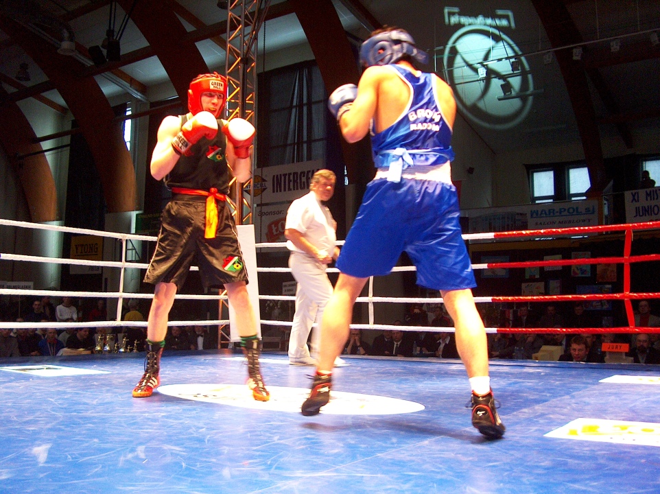 Mistrzostwa Polski juniorów w boksie 2004 Ostrołęka - zdjęcie #20 - eOstroleka.pl
