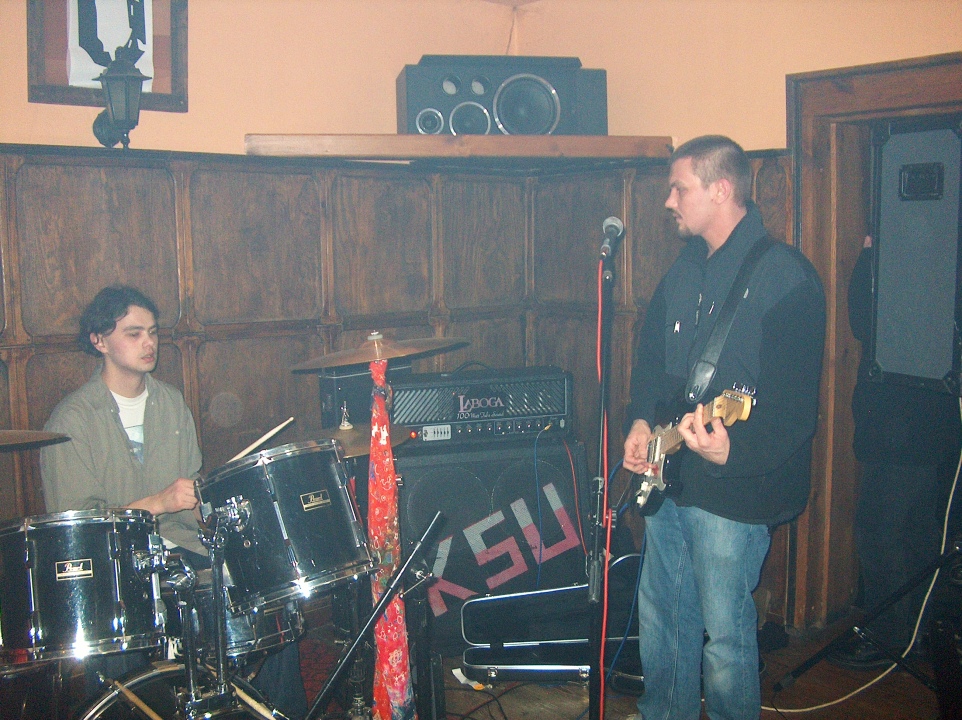 Koncert KSU w Pubie u Gibona 2004 rok Ostrołęka - zdjęcie #26 - eOstroleka.pl