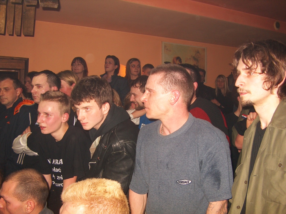 Koncert KSU w Pubie u Gibona 2004 rok Ostrołęka - zdjęcie #10 - eOstroleka.pl