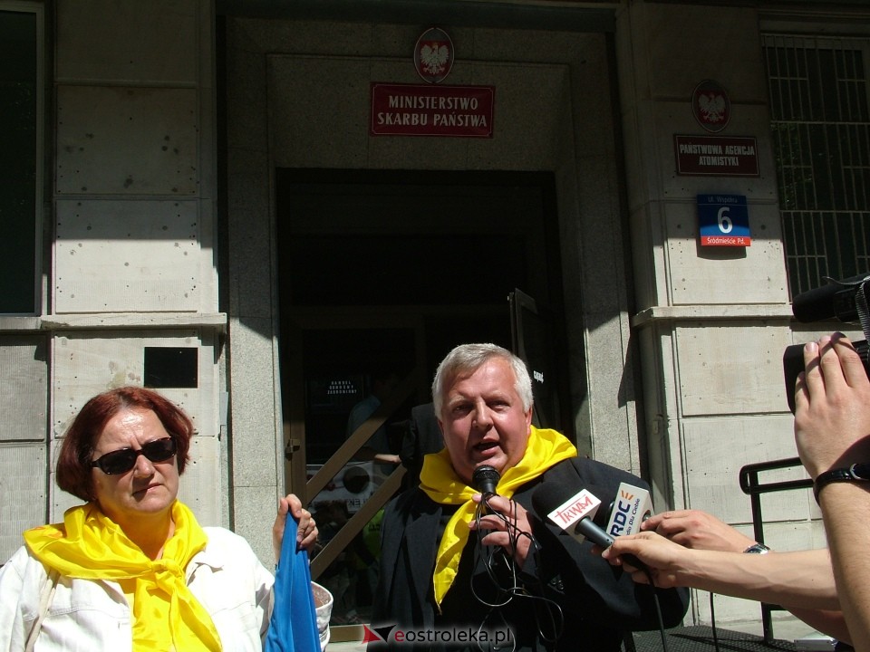 Pikieta pracowników elektrowni Ostrołęka Warszawa 2005 - zdjęcie #24 - eOstroleka.pl