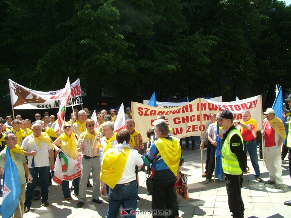 Pikieta pracowników elektrowni Ostrołęka Warszawa 2005 - zdjęcie #15 - eOstroleka.pl