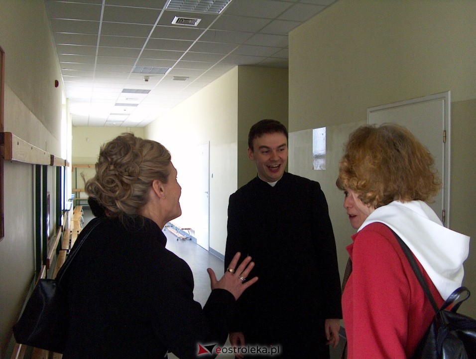 Nadanie imienia ZSZ 3 w Ostrołęce w 2004 roku - zdjęcie #28 - eOstroleka.pl