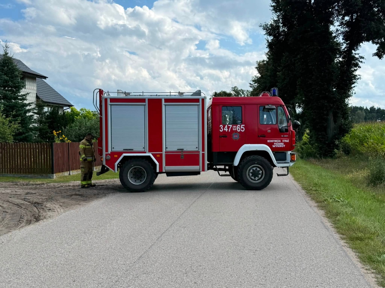 Poważny wypadek w Wykrocie na DW 645 [20.08.2026] - zdjęcie #10 - eOstroleka.pl
