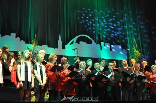 OCK: Koncert Podzielmy się kolędą [20.XII.2011] - zdjęcie #12 - eOstroleka.pl