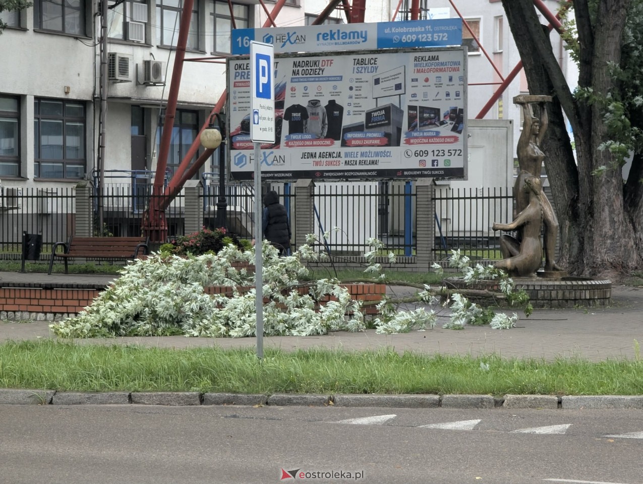 Skutki potężnej wichury w Ostrołęce i okolicach [22.08.2026] - zdjęcie #6 - eOstroleka.pl