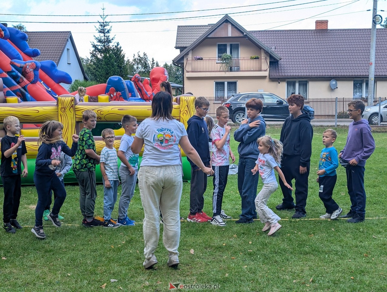 Swojskie granie z Łazowiankami w rytmie tradycji [22.08.2026] - zdjęcie #9 - eOstroleka.pl