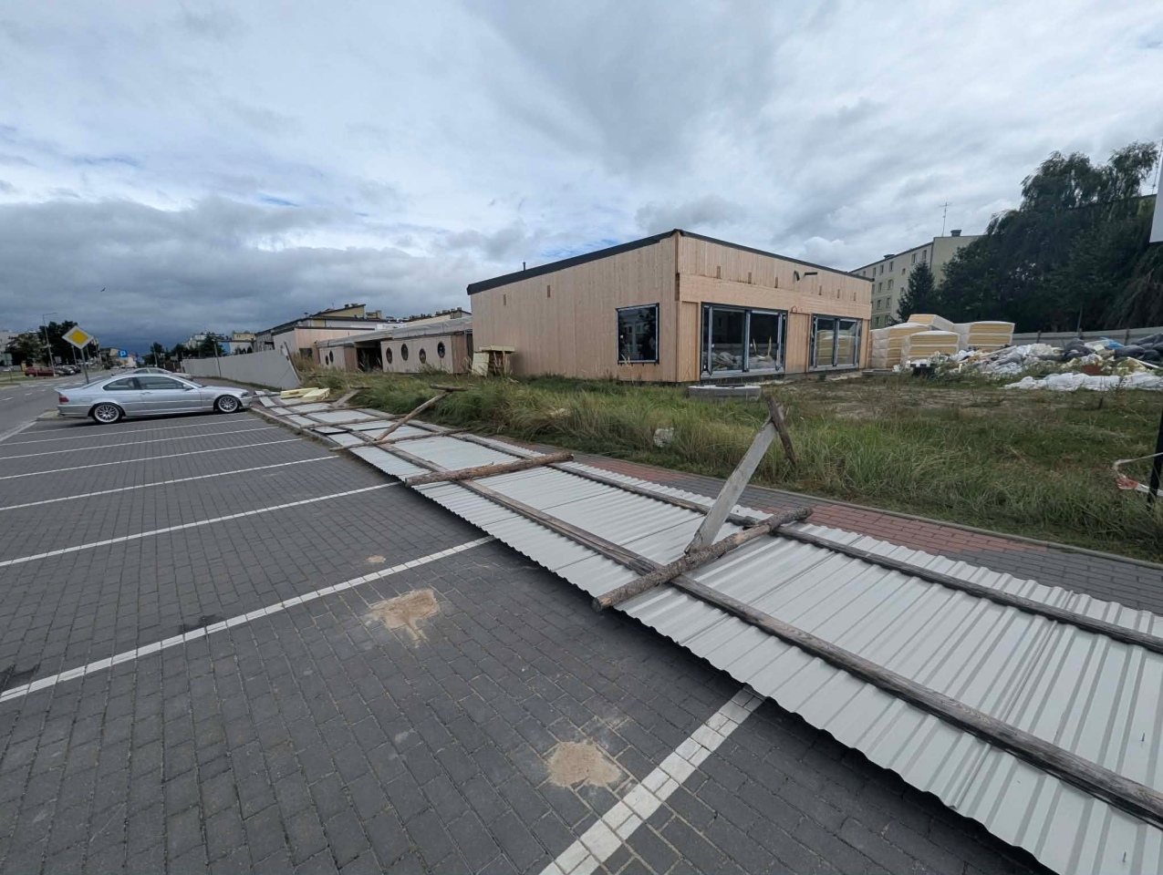 Skutki nawałnicy w Ostrołęce i powiecie ostrołęckim [23.08.2026] - zdjęcie #43 - eOstroleka.pl