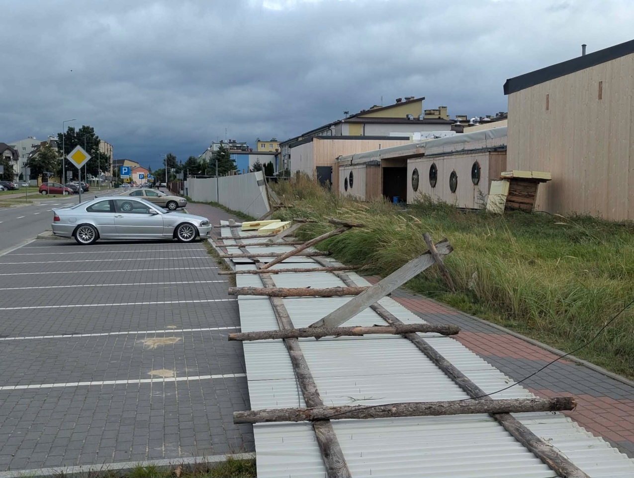 Skutki nawałnicy w Ostrołęce i powiecie ostrołęckim [23.08.2026] - zdjęcie #39 - eOstroleka.pl