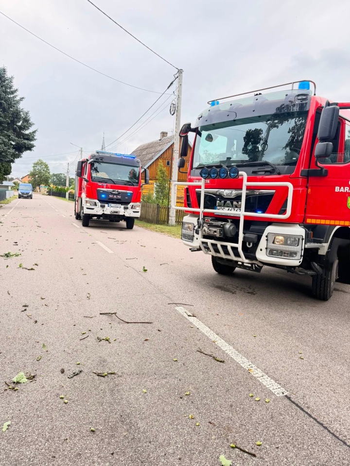 Skutki nawałnicy w Ostrołęce i powiecie ostrołęckim [23.08.2026] - zdjęcie #15 - eOstroleka.pl
