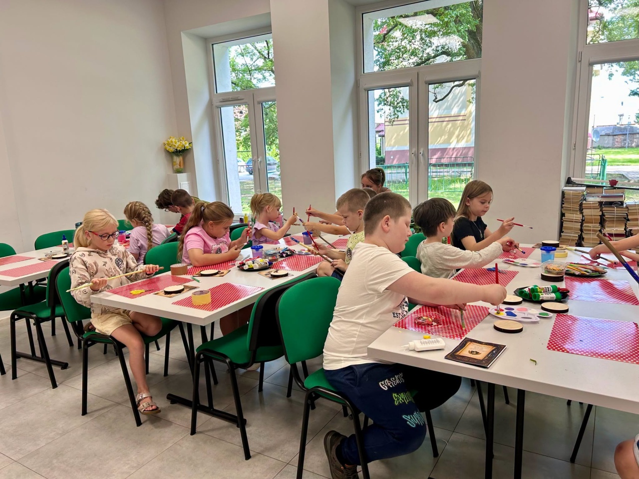 Magiczny tydzień w bibliotece na Wojtkach. Tak wyglądała Akademia Młodego Czarodzieja [25.08.2026]  - zdjęcie #41 - eOstroleka.pl