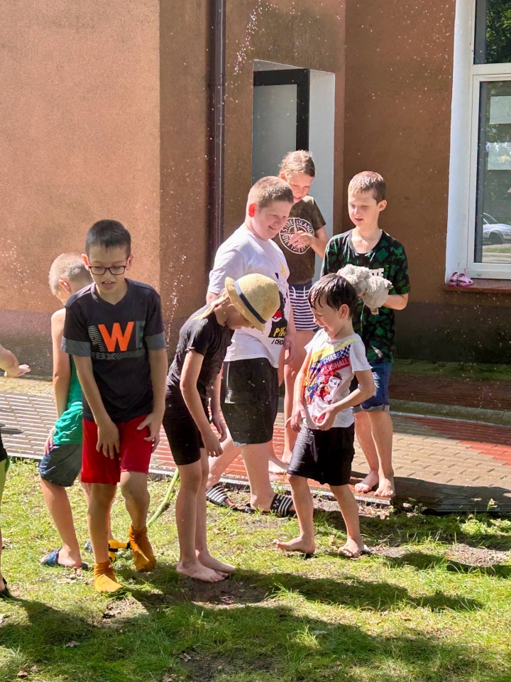 Magiczny tydzień w bibliotece na Wojtkach. Tak wyglądała Akademia Młodego Czarodzieja [25.08.2026]  - zdjęcie #31 - eOstroleka.pl