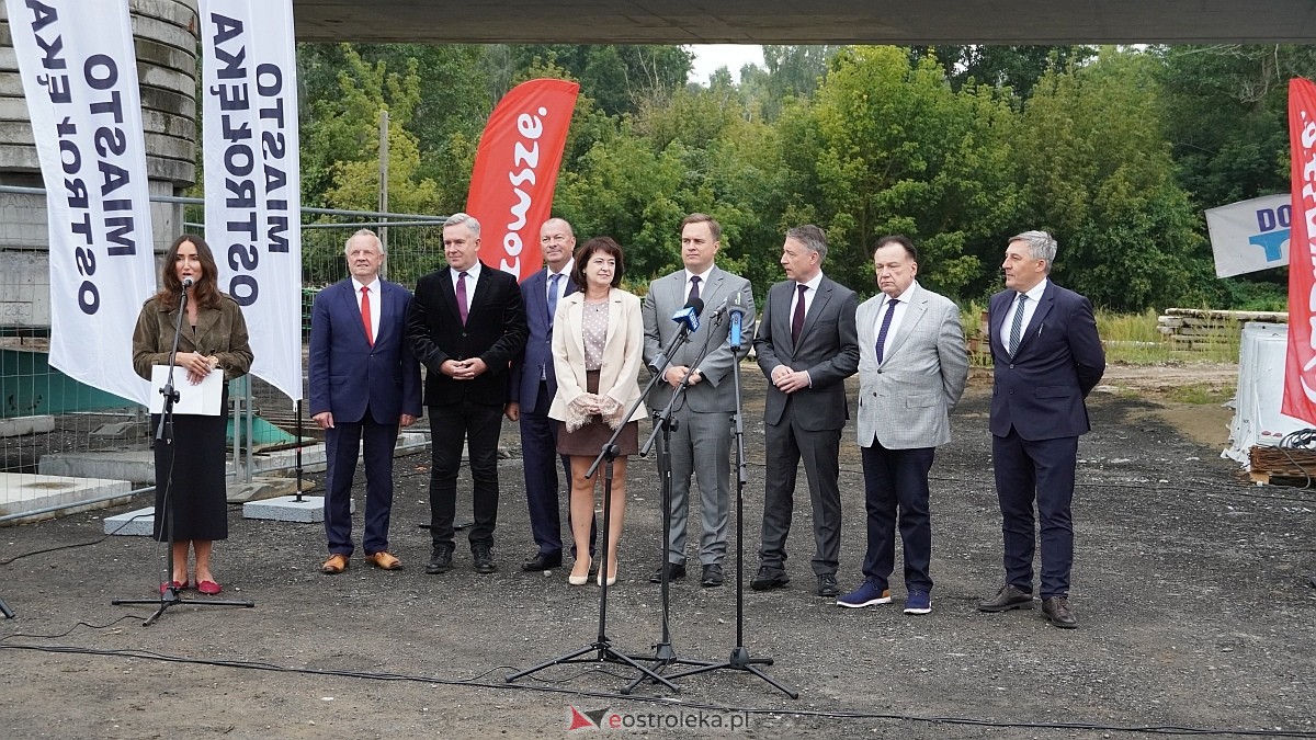 Konferencja prasowa na budowie nowego mostu przez Narew [25.08.2026] - zdjęcie #70 - eOstroleka.pl
