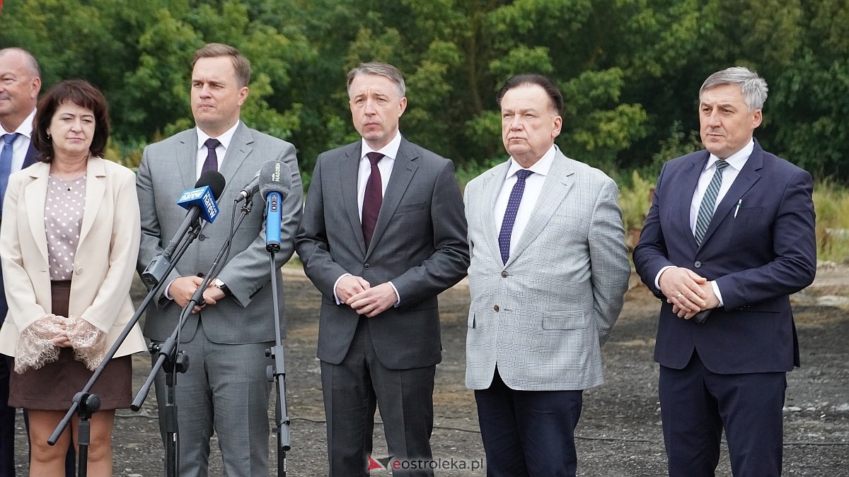 Konferencja prasowa na budowie nowego mostu przez Narew [25.08.2026] - zdjęcie #66 - eOstroleka.pl