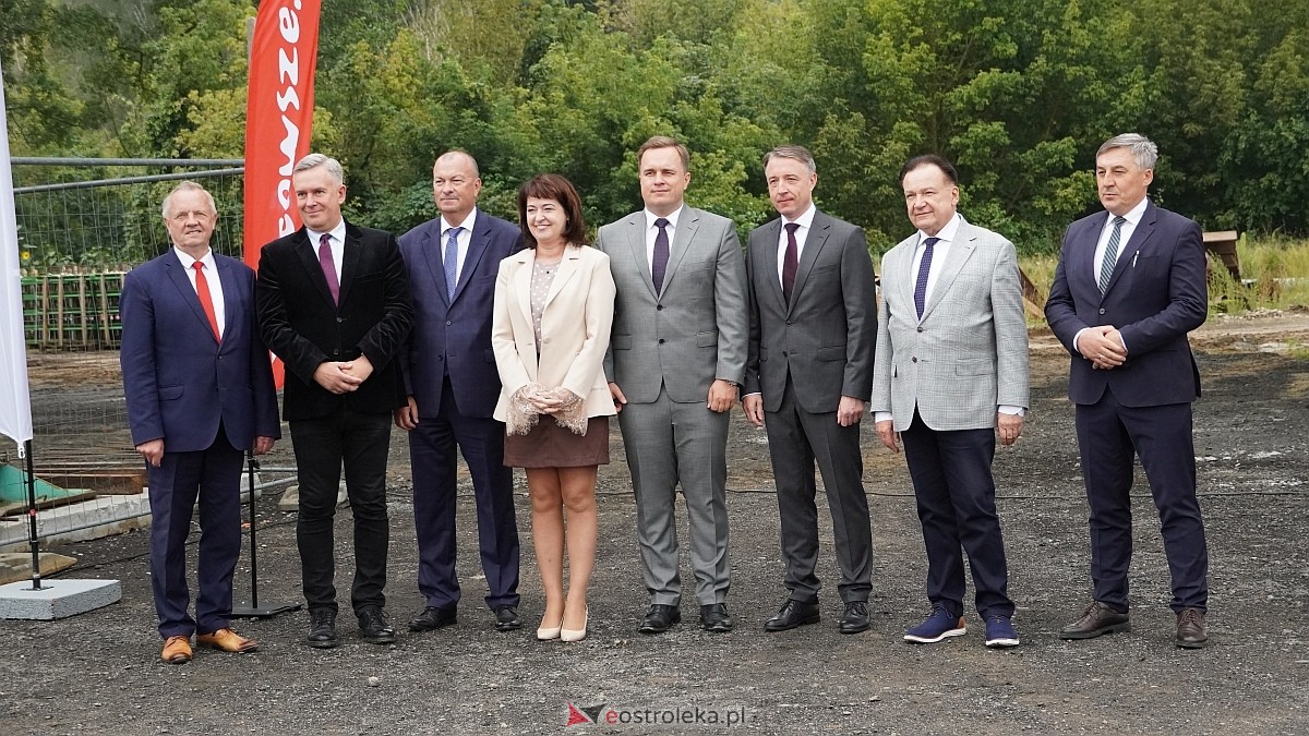Konferencja prasowa na budowie nowego mostu przez Narew [25.08.2026] - zdjęcie #47 - eOstroleka.pl