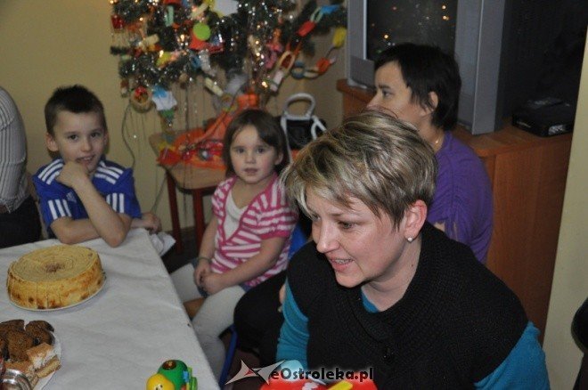 Spotkanie opłatkowe w żłobku Jaś i Małgosia [23.XII.2011] - zdjęcie #9 - eOstroleka.pl
