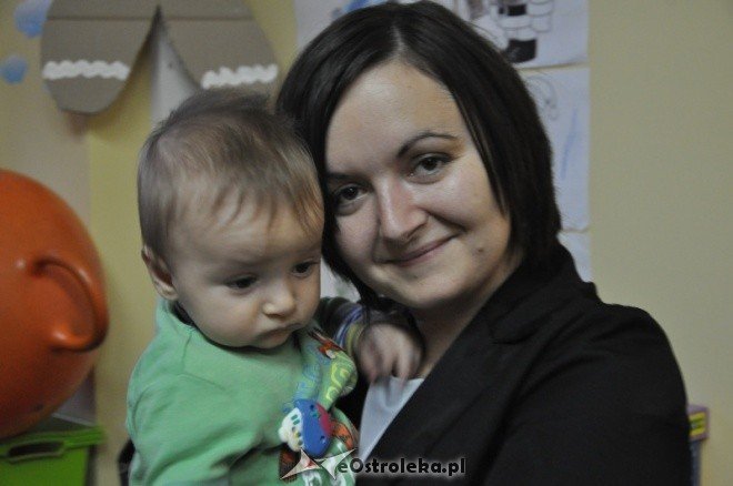 Spotkanie opłatkowe w żłobku Jaś i Małgosia [23.XII.2011] - zdjęcie #6 - eOstroleka.pl