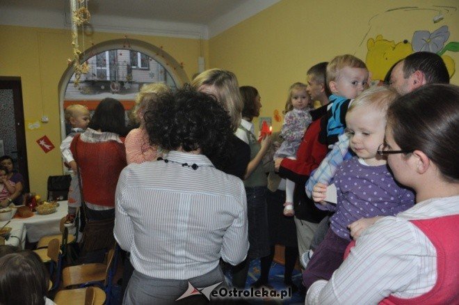 Spotkanie opłatkowe w żłobku Jaś i Małgosia [23.XII.2011] - zdjęcie #1 - eOstroleka.pl