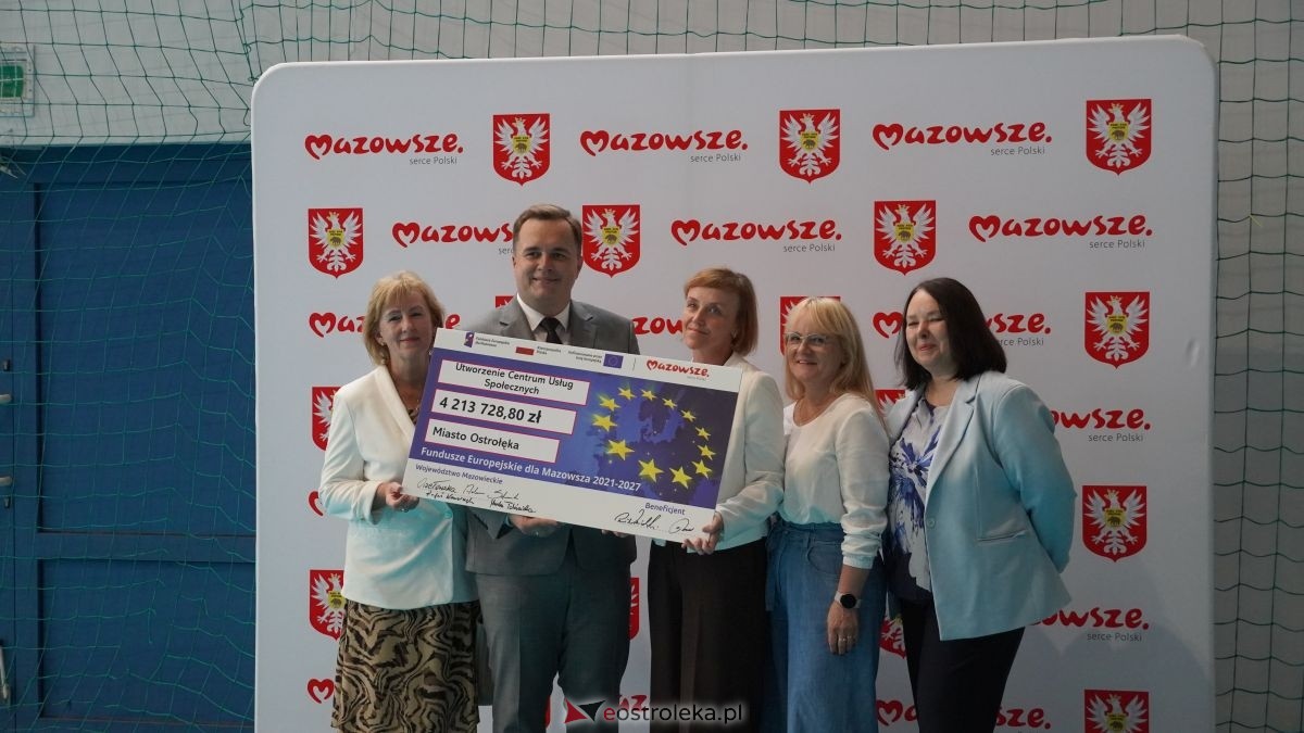 Podpisanie umów w ramach programu Fundusze Europejskie dla Mazowsza [25.08.2026] - zdjęcie #63 - eOstroleka.pl