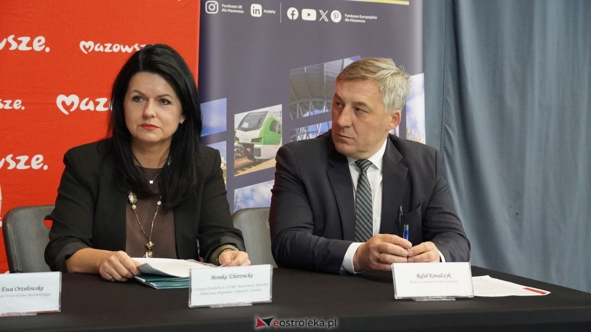 Podpisanie umów w ramach programu Fundusze Europejskie dla Mazowsza [25.08.2026] - zdjęcie #40 - eOstroleka.pl
