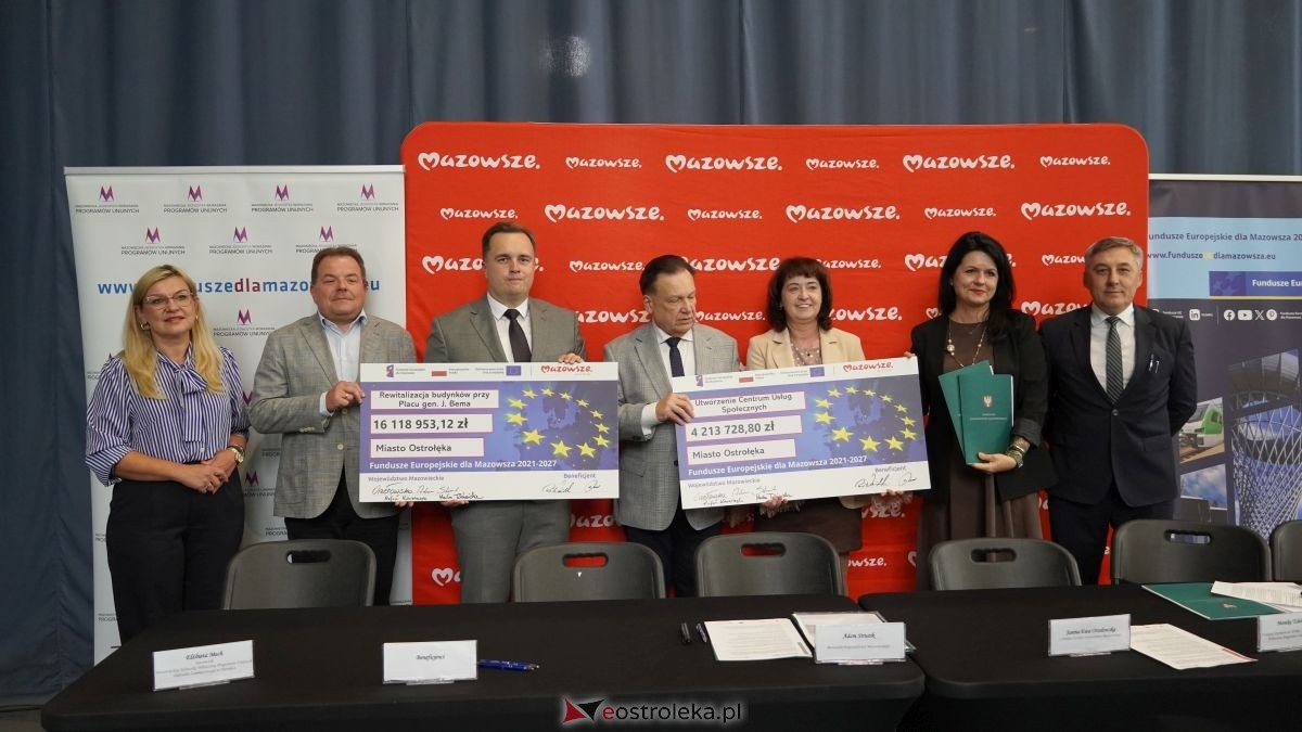 Podpisanie umów w ramach programu Fundusze Europejskie dla Mazowsza [25.08.2026] - zdjęcie #10 - eOstroleka.pl