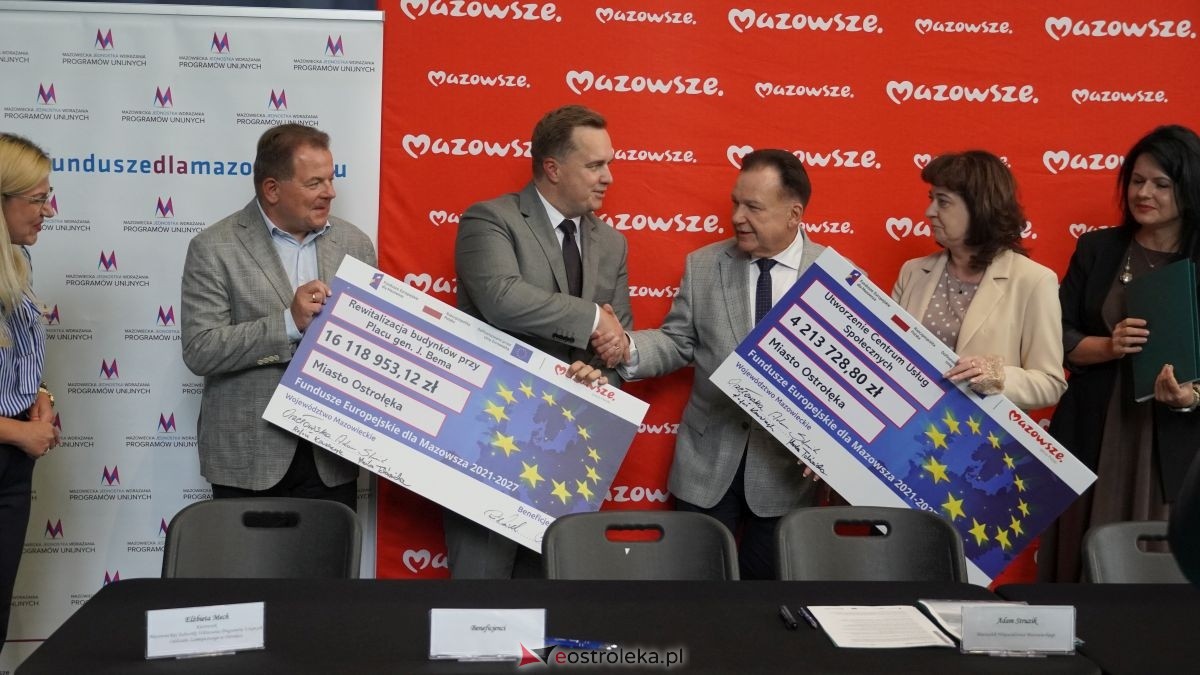 Podpisanie umów w ramach programu Fundusze Europejskie dla Mazowsza [25.08.2026] - zdjęcie #5 - eOstroleka.pl