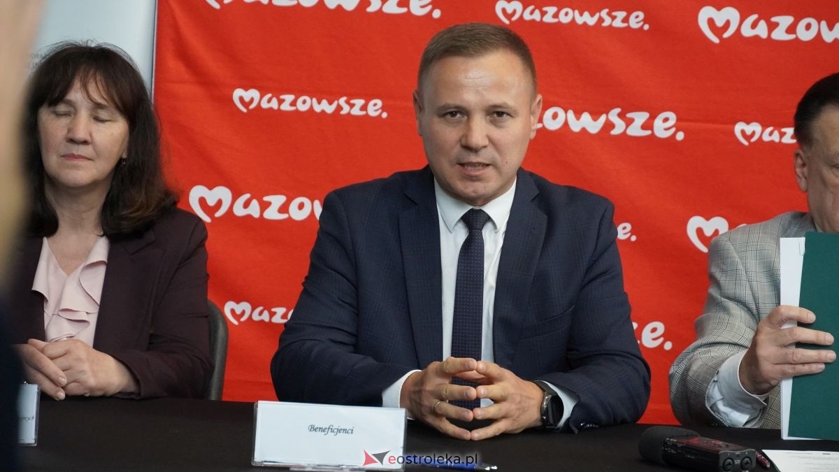Podpisanie umów w ramach programu Fundusze Europejskie dla Mazowsza [25.08.2026] - zdjęcie #1 - eOstroleka.pl