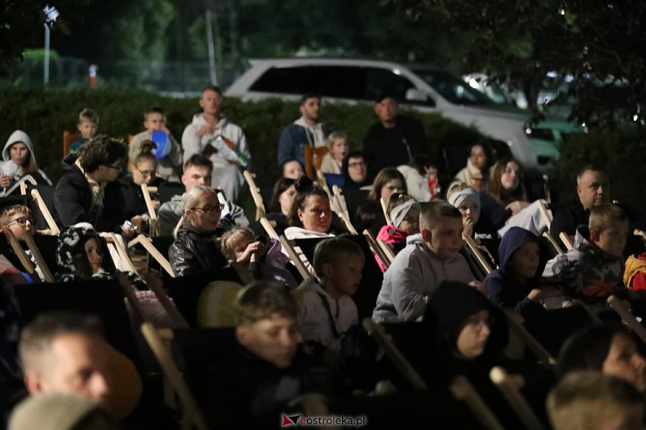 Kino plenerowe w Lelisie z europosłem Halickim [25.08.2026] - zdjęcie #9 - eOstroleka.pl