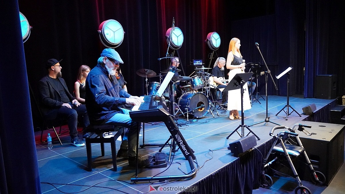 Recital Anety Żebrowskiej w ramach cyklu Wojtki grają [27.08.2026] - zdjęcie #14 - eOstroleka.pl
