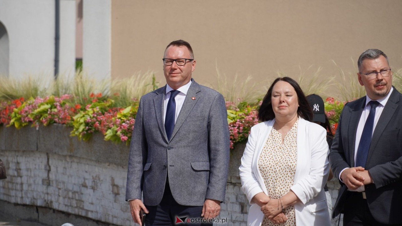 Operalia 2026 - odsłonięcie Ostrołęckiej Nuty Grażyny Brodzińskiej [28.08.2026] - zdjęcie #53 - eOstroleka.pl