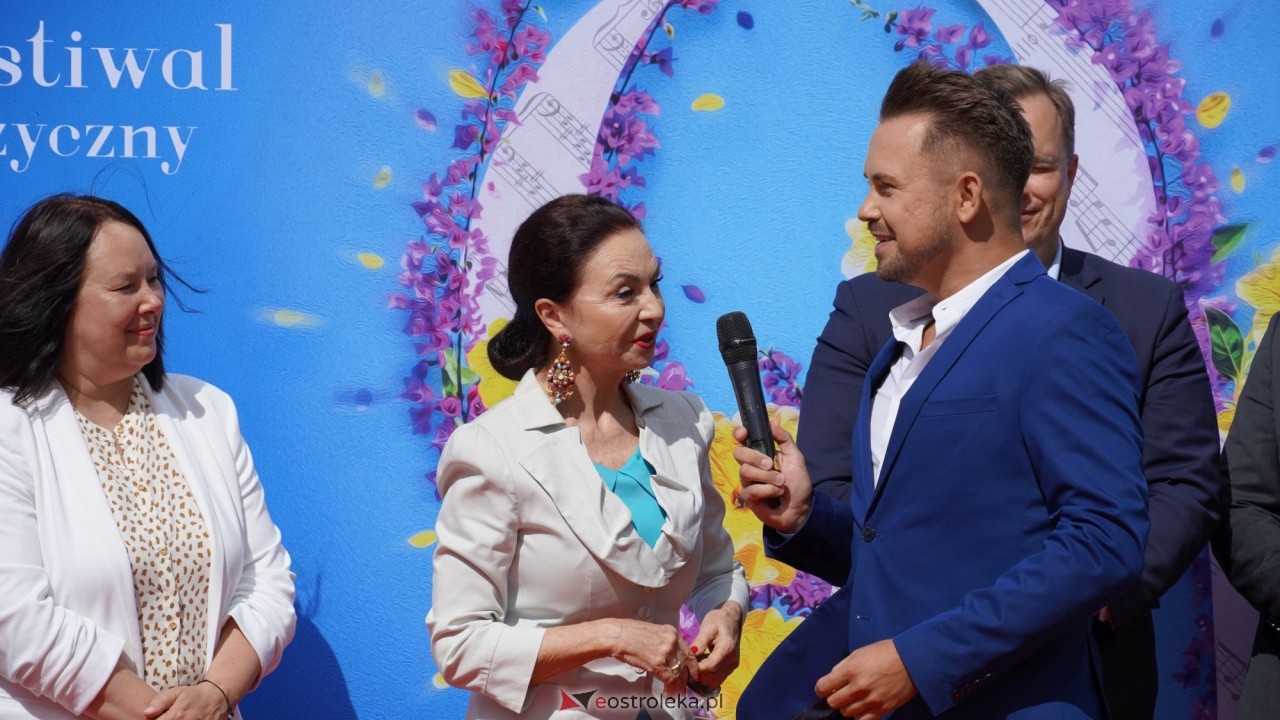 Operalia 2026 - odsłonięcie Ostrołęckiej Nuty Grażyny Brodzińskiej [28.08.2026] - zdjęcie #35 - eOstroleka.pl