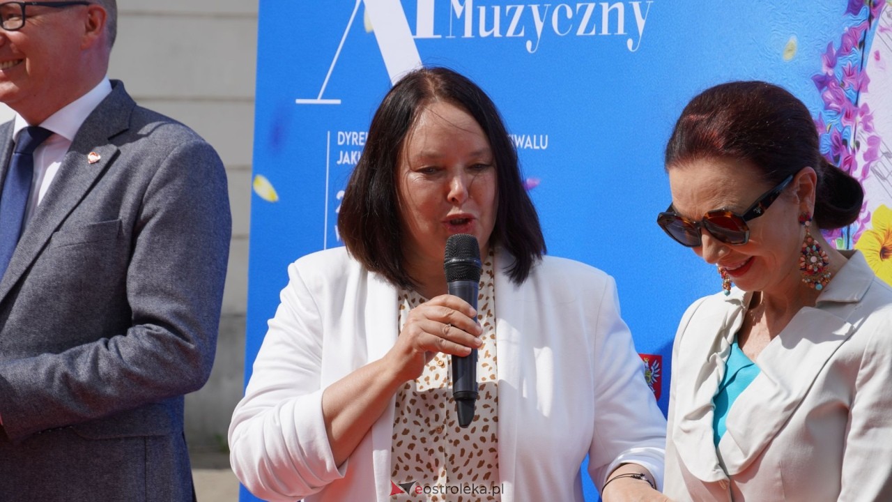 Operalia 2026 - odsłonięcie Ostrołęckiej Nuty Grażyny Brodzińskiej [28.08.2026] - zdjęcie #22 - eOstroleka.pl