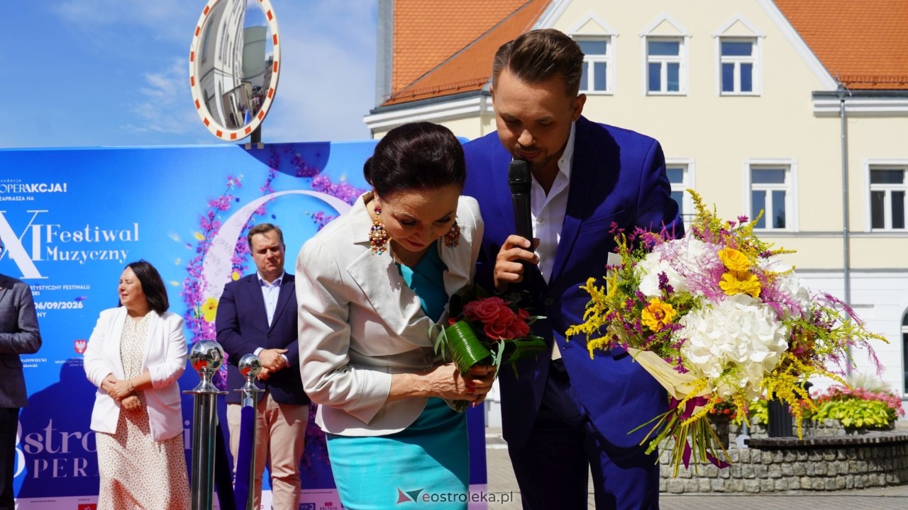 Operalia 2026 - odsłonięcie Ostrołęckiej Nuty Grażyny Brodzińskiej [28.08.2026] - zdjęcie #15 - eOstroleka.pl