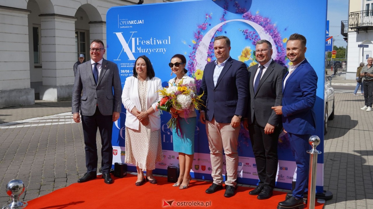 Operalia 2026 - odsłonięcie Ostrołęckiej Nuty Grażyny Brodzińskiej [28.08.2026] - zdjęcie #9 - eOstroleka.pl