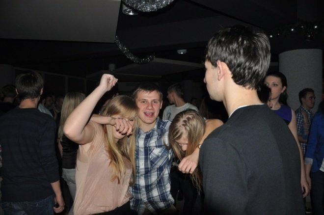 Pierwszy dzień świąt w klubie U studentów [25.XII.2011] - zdjęcie #49 - eOstroleka.pl