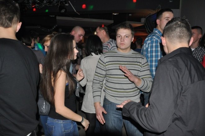 Pierwszy dzień świąt w klubie U studentów [25.XII.2011] - zdjęcie #40 - eOstroleka.pl