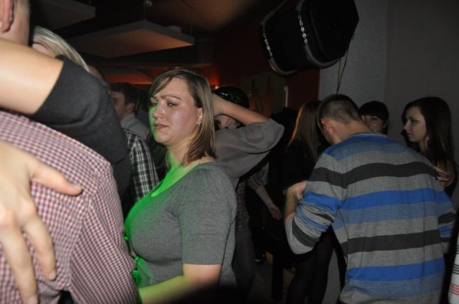 Pierwszy dzień świąt w klubie U studentów [25.XII.2011] - zdjęcie #39 - eOstroleka.pl