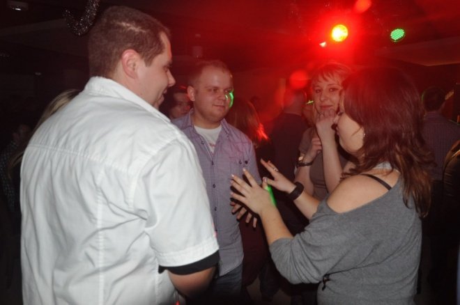 Pierwszy dzień świąt w klubie U studentów [25.XII.2011] - zdjęcie #38 - eOstroleka.pl