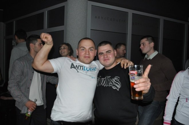 Pierwszy dzień świąt w klubie U studentów [25.XII.2011] - zdjęcie #37 - eOstroleka.pl