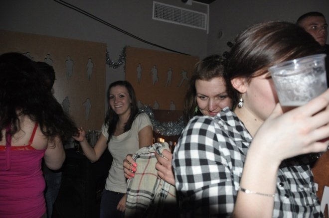 Pierwszy dzień świąt w klubie U studentów [25.XII.2011] - zdjęcie #31 - eOstroleka.pl
