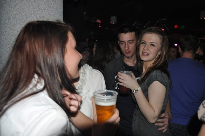 Pierwszy dzień świąt w klubie U studentów [25.XII.2011] - zdjęcie #19 - eOstroleka.pl